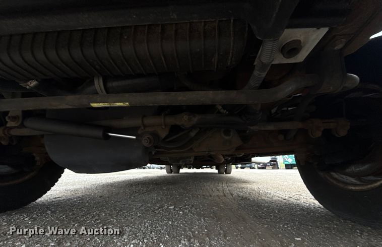 image for item EG1833 2007 Ford E450 prisoner transport shuttle bus