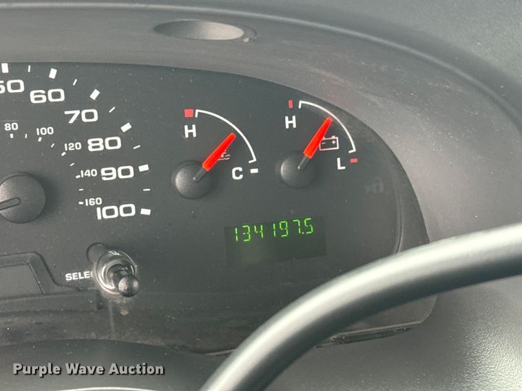 image for item EG1833 2007 Ford E450 prisoner transport shuttle bus