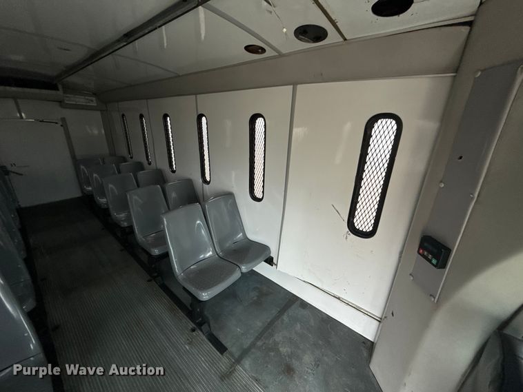 image for item EG1833 2007 Ford E450 prisoner transport shuttle bus