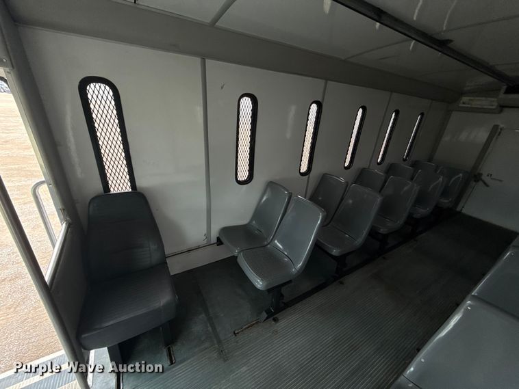 image for item EG1833 2007 Ford E450 prisoner transport shuttle bus