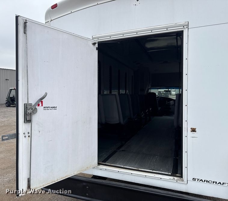 image for item EG1833 2007 Ford E450 prisoner transport shuttle bus