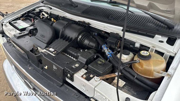 image for item EG1833 2007 Ford E450 prisoner transport shuttle bus