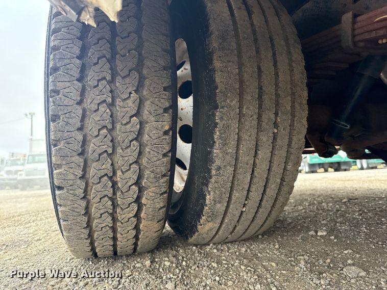 image for item EG1833 2007 Ford E450 prisoner transport shuttle bus