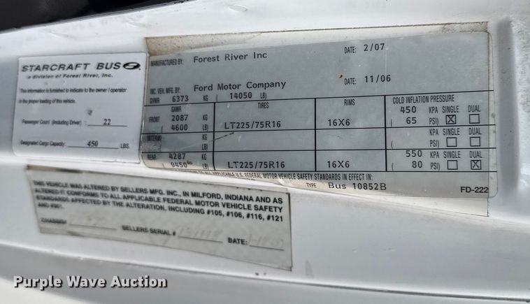 image for item EG1833 2007 Ford E450 prisoner transport shuttle bus