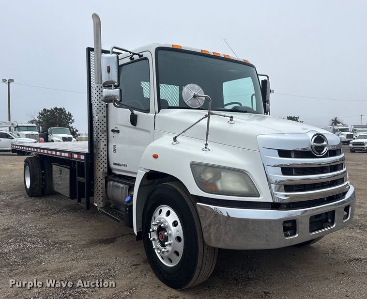 image for item EG1836 2018 Hino 338 flatbed truck