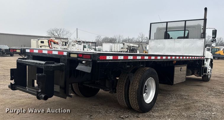 image for item EG1836 2018 Hino 338 flatbed truck