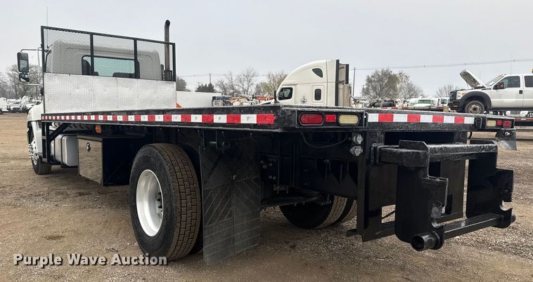 image for item EG1836 2018 Hino 338 flatbed truck