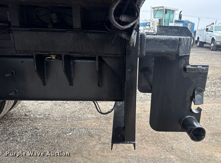 image for item EG1836 2018 Hino 338 flatbed truck