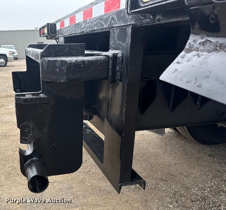 image for item EG1836 2018 Hino 338 flatbed truck