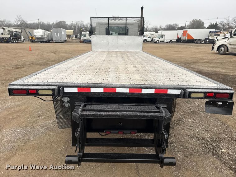 image for item EG1836 2018 Hino 338 flatbed truck