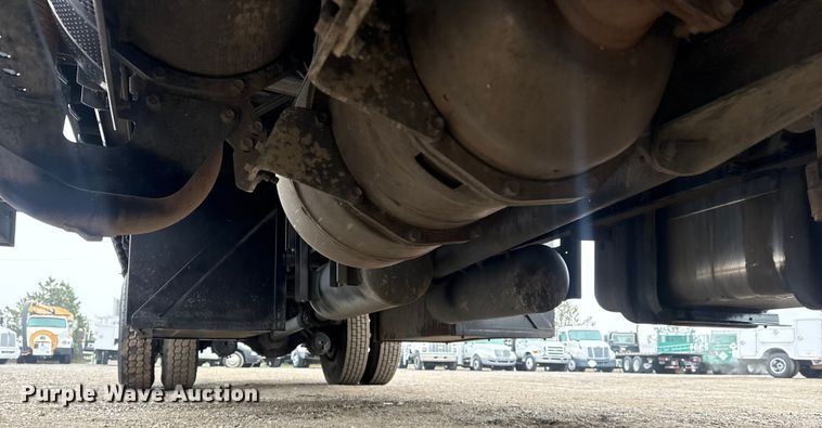 image for item EG1836 2018 Hino 338 flatbed truck