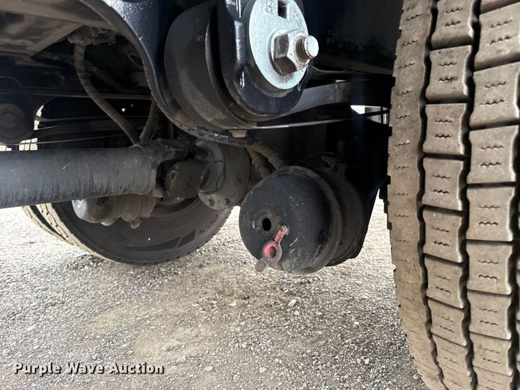 image for item EG1836 2018 Hino 338 flatbed truck