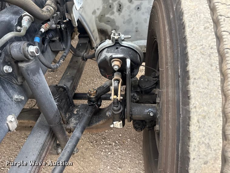 image for item EG1836 2018 Hino 338 flatbed truck