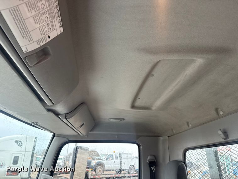 image for item EG1836 2018 Hino 338 flatbed truck