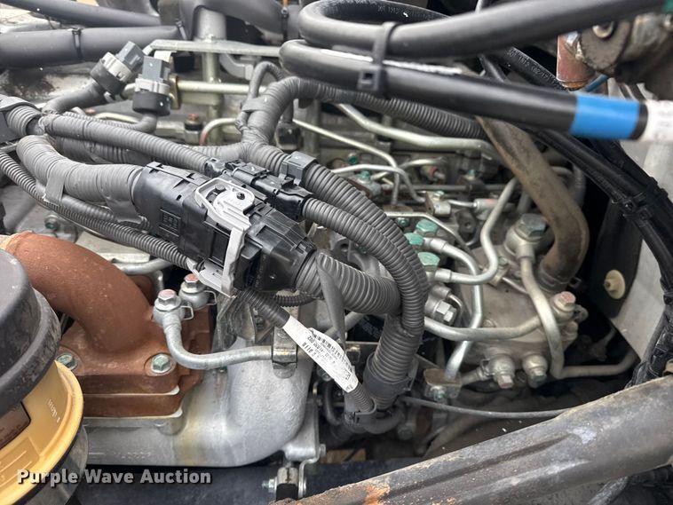 image for item EG1836 2018 Hino 338 flatbed truck