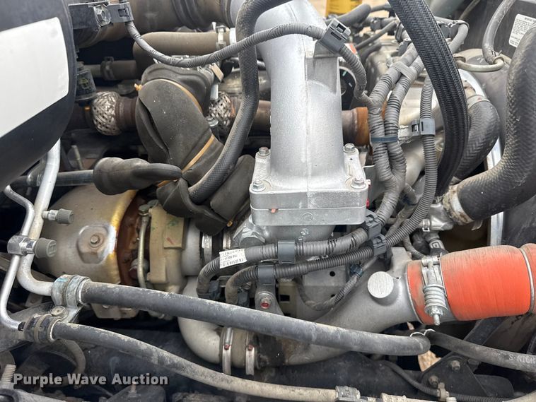 image for item EG1836 2018 Hino 338 flatbed truck