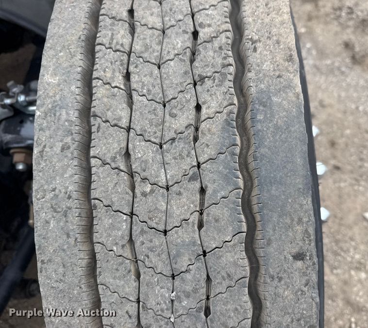 image for item EG1836 2018 Hino 338 flatbed truck