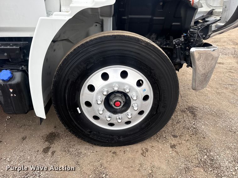 image for item EG1836 2018 Hino 338 flatbed truck