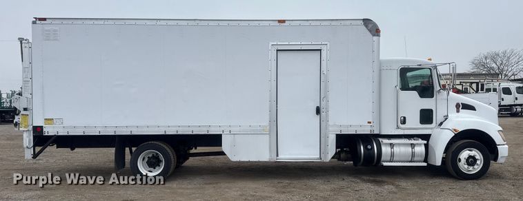 image for item EG1838 2013 Kenworth T280 box truck