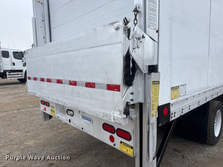 image for item EG1838 2013 Kenworth T280 box truck