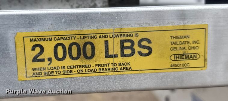 image for item EG1838 2013 Kenworth T280 box truck