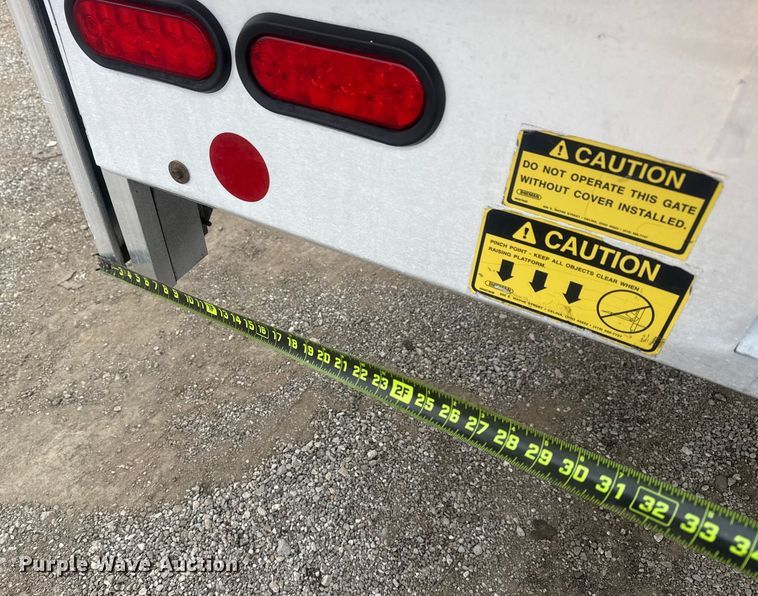 image for item EG1838 2013 Kenworth T280 box truck