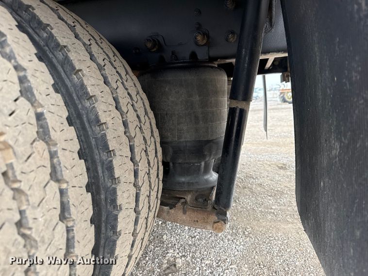 image for item EG1838 2013 Kenworth T280 box truck