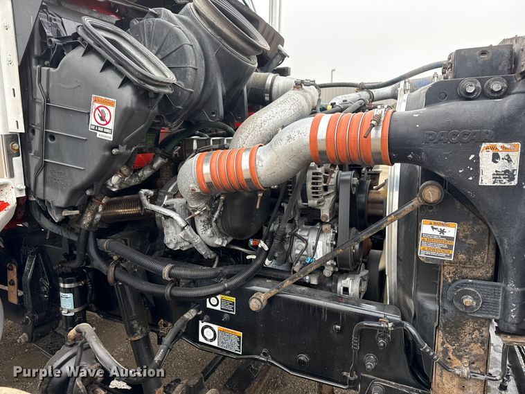 image for item EG1838 2013 Kenworth T280 box truck