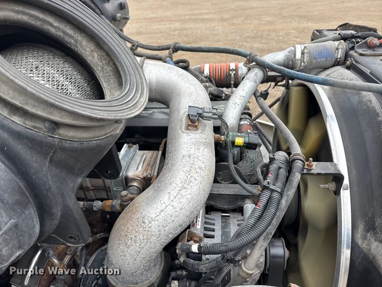 image for item EG1838 2013 Kenworth T280 box truck