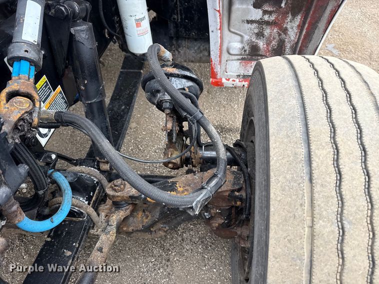 image for item EG1838 2013 Kenworth T280 box truck