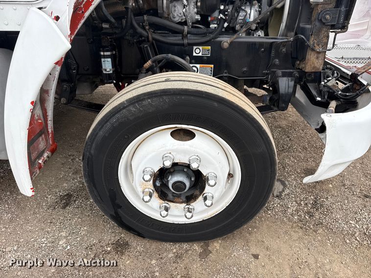 image for item EG1838 2013 Kenworth T280 box truck