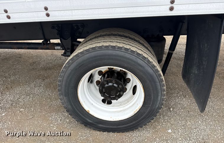 image for item EG1838 2013 Kenworth T280 box truck