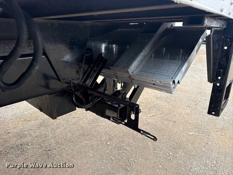 image for item EG1841 2019 Ford F650 Super Duty box truck