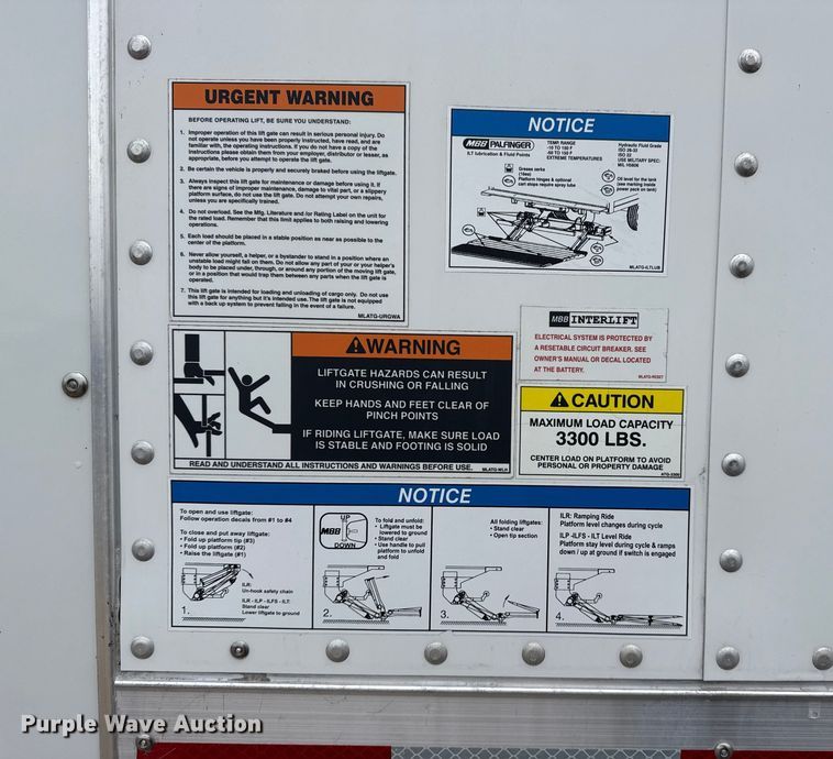 image for item EG1841 2019 Ford F650 Super Duty box truck