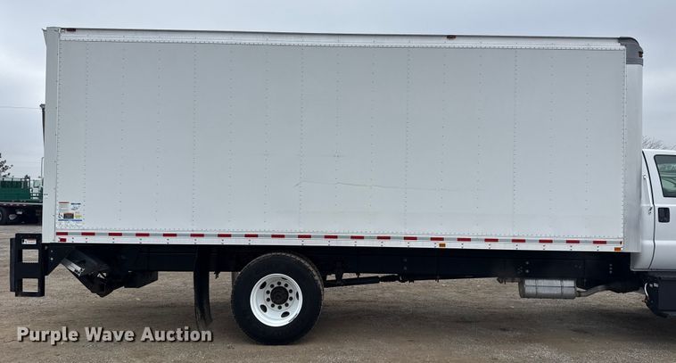 image for item EG1841 2019 Ford F650 Super Duty box truck