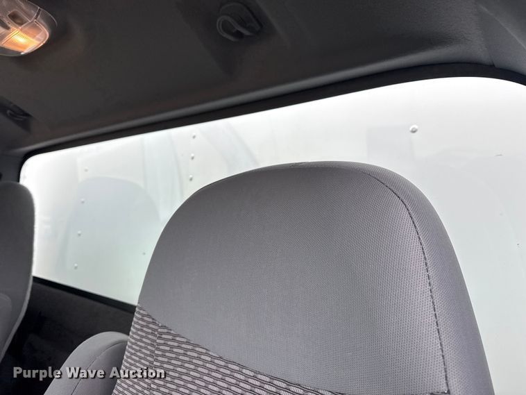 image for item EG1841 2019 Ford F650 Super Duty box truck