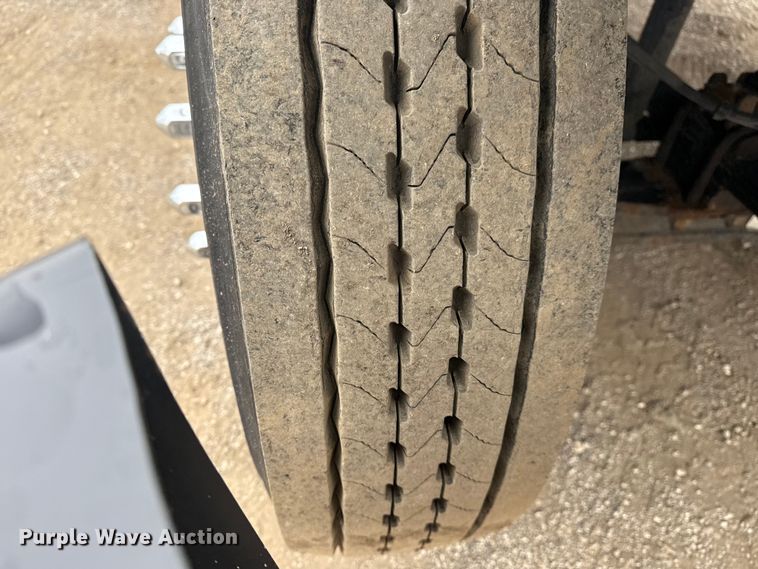 image for item EG1841 2019 Ford F650 Super Duty box truck