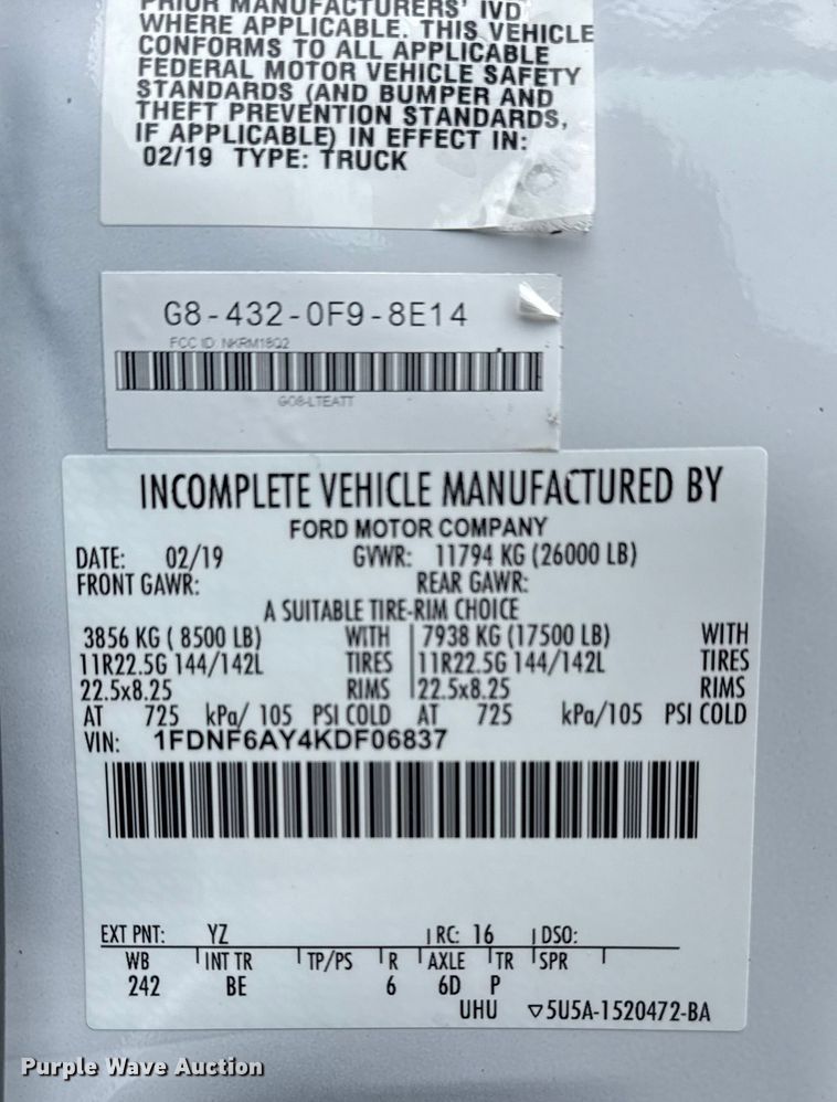 image for item EG1841 2019 Ford F650 Super Duty box truck