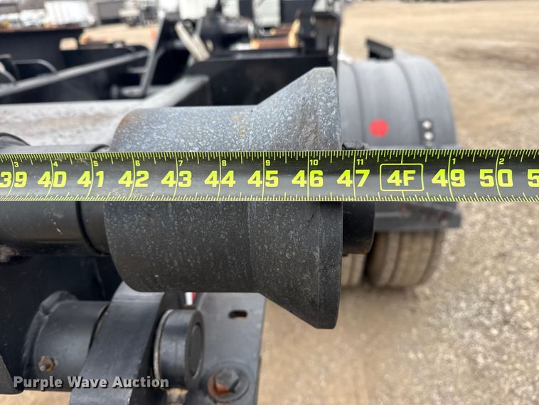 image for item EG1843 2014 Mack CXU612 hook lift truck