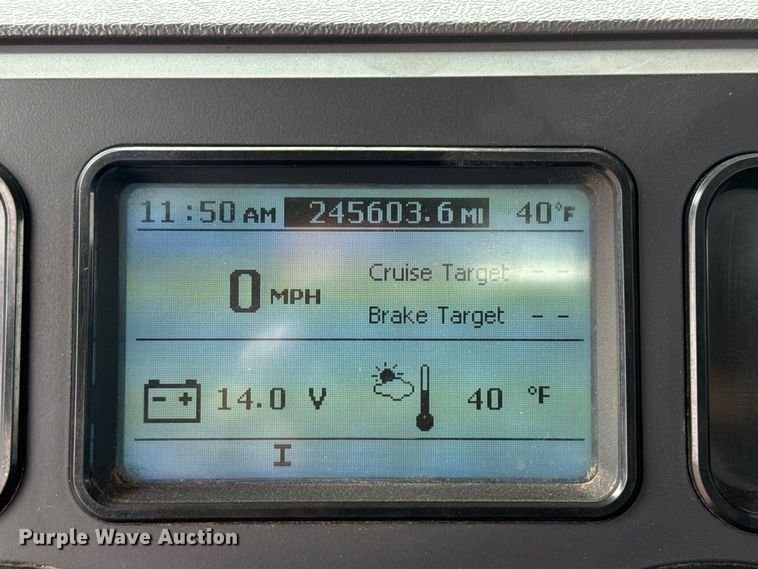 image for item EG1843 2014 Mack CXU612 hook lift truck