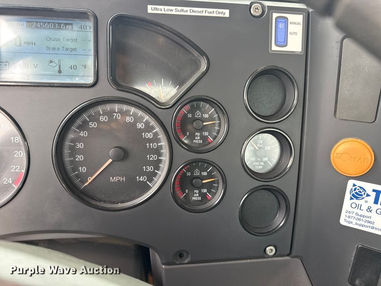 image for item EG1843 2014 Mack CXU612 hook lift truck