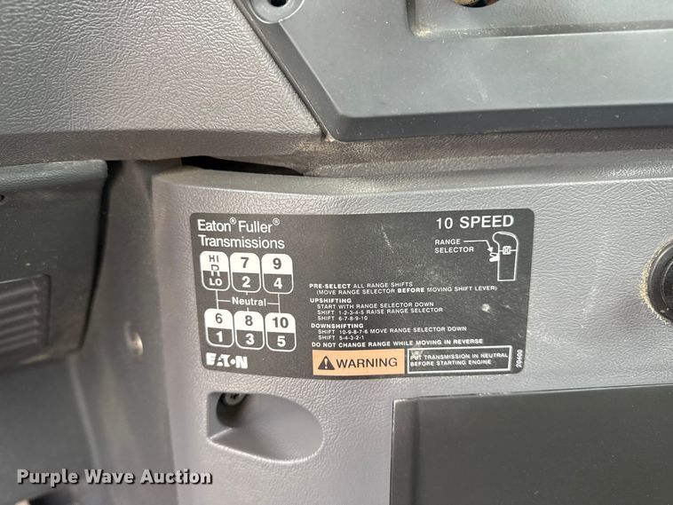 image for item EG1843 2014 Mack CXU612 hook lift truck