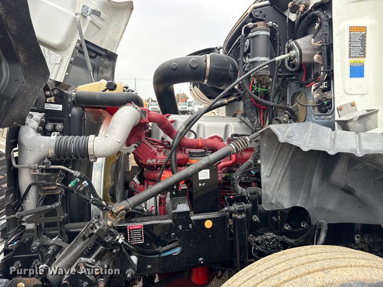 image for item EG1843 2014 Mack CXU612 hook lift truck