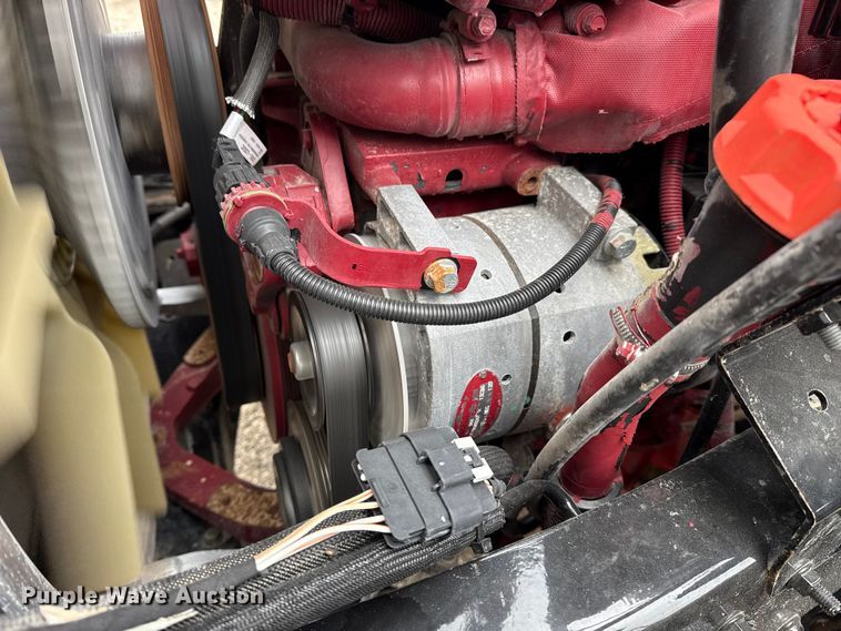 image for item EG1843 2014 Mack CXU612 hook lift truck