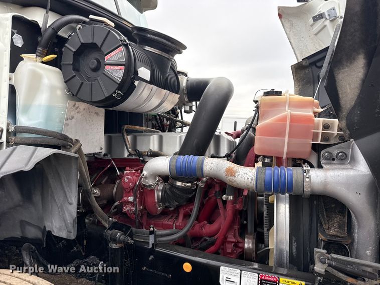 image for item EG1843 2014 Mack CXU612 hook lift truck