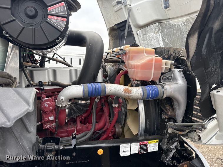 image for item EG1843 2014 Mack CXU612 hook lift truck