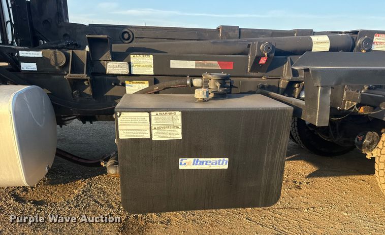 image for item EG1846 2013 Mack GU713 hook lift truck