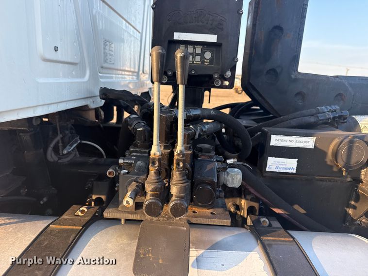 image for item EG1846 2013 Mack GU713 hook lift truck