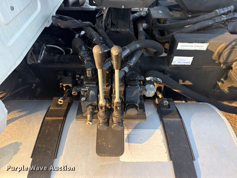 image for item EG1846 2013 Mack GU713 hook lift truck