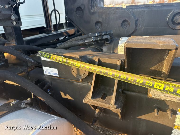 image for item EG1846 2013 Mack GU713 hook lift truck